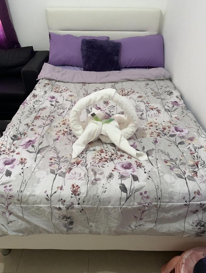 The Purple Place Apartment Abu Dhabi Exterior photo
