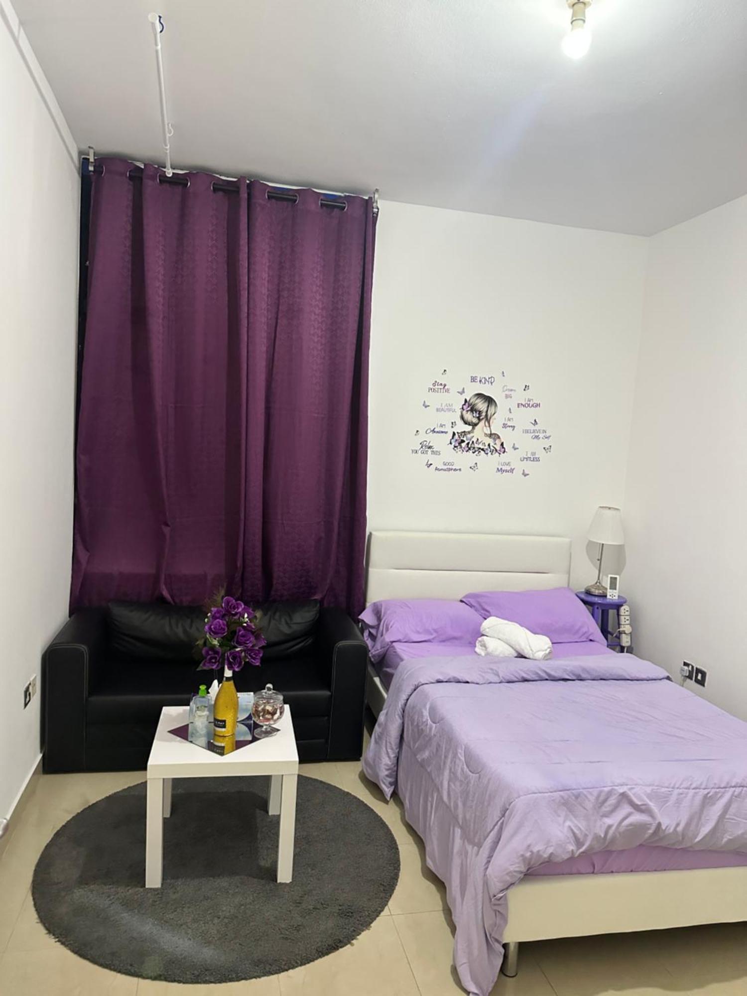 The Purple Place Apartment Abu Dhabi Exterior photo